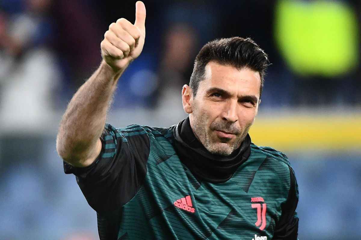 Buffon difende la Juve