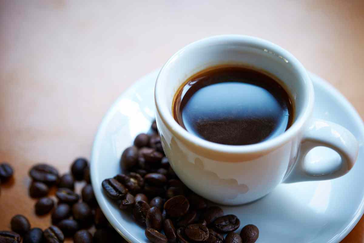 Le conseguenze di bere il caffè a stomaco vuoto