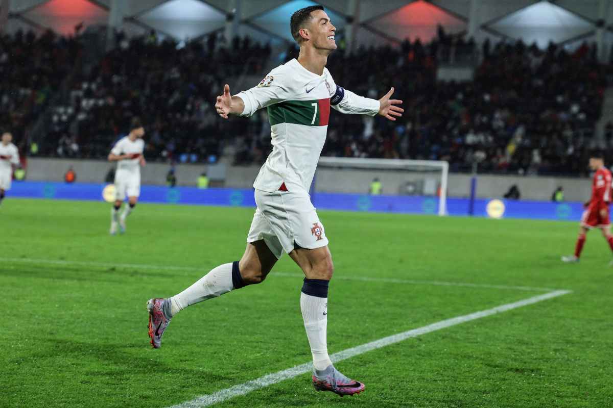 Spesa folle per Cristiano Ronaldo: la sua Ferrari