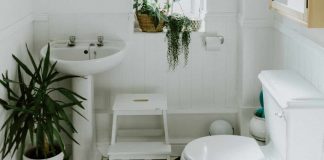 Pulizia del bagno, con un tubetto di dentifricio ti bastano 2 minuti
