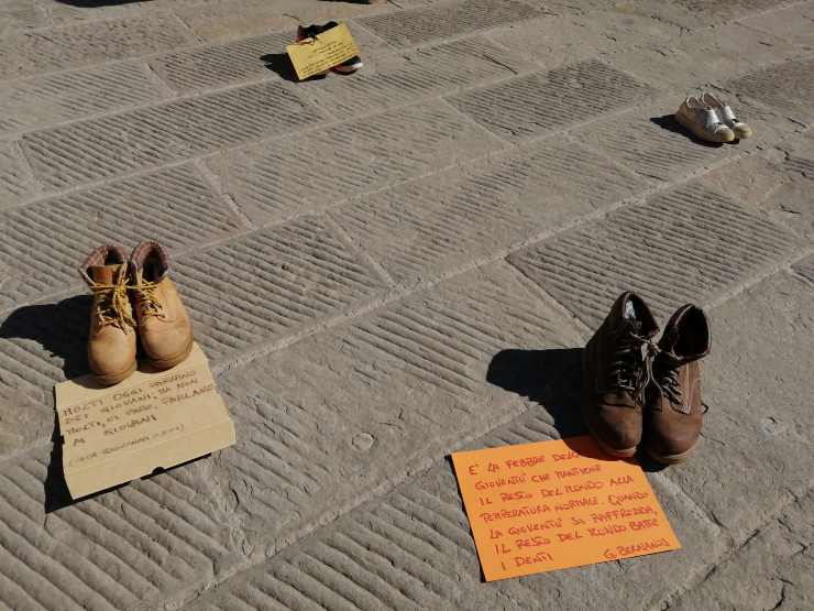 scarpe in strada portano rischi in casa