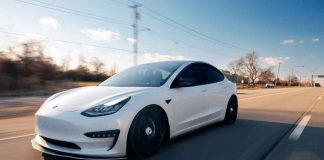 tesla nuova, con un'autonomia enorme
