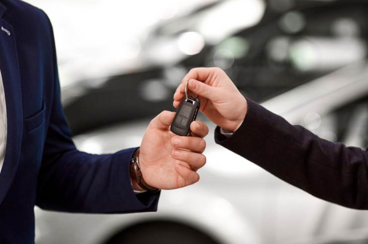 tempi di consegna auto