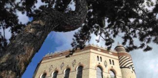 Rocchetta Mattei, castello italiano
