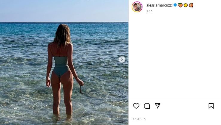 Alessia Marcuzzi tramonti e lato B