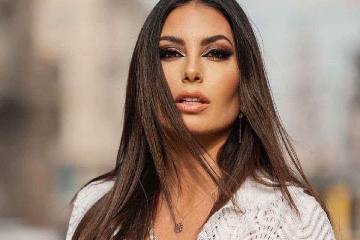 Elisabetta Gregoraci abiti succinti