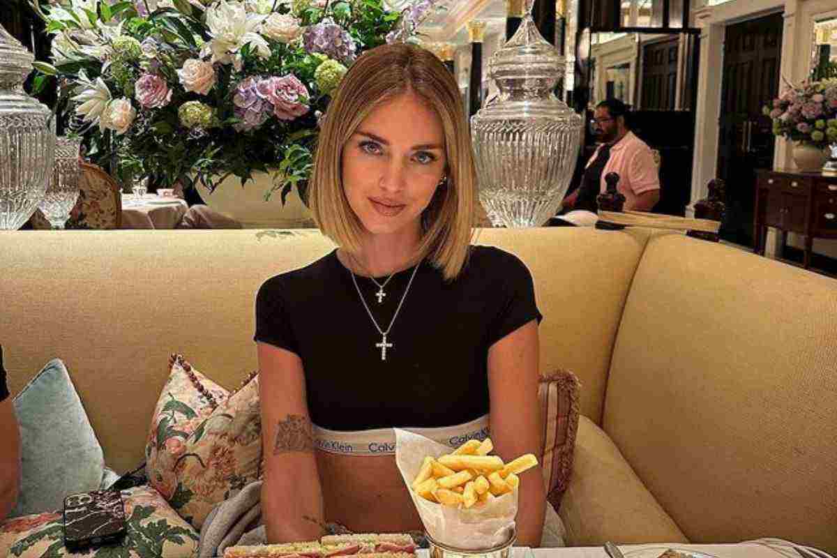 chiara ferragni caffè prada