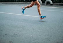 Fate così per sentire meno fatica durante la corsa