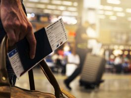 viaggi aereo brutta notizia Italia voli ridotti