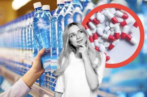 acqua minerale: ecco come assumerla in base ai farmaci