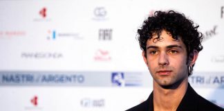 mare fuori messaggio massimiliano caiazzo